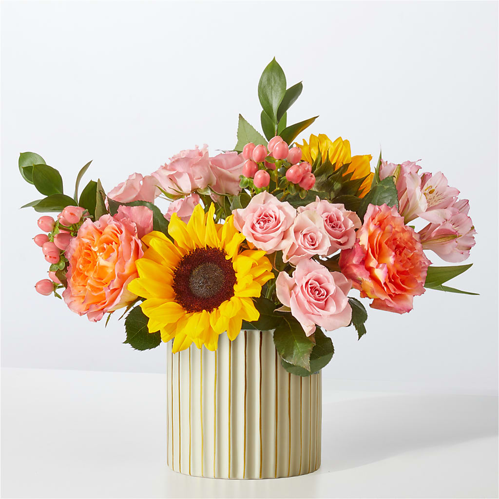 Sun's Out Bouquet – Lasting Impressions Flowers Llc, Flemingsburg KY