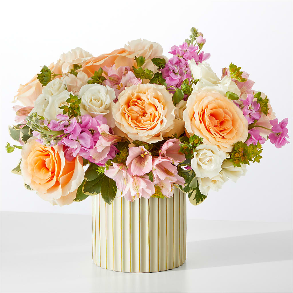 Paradise Bouquet with Ivory Vase – Lasting Impressions Flowers Llc, Flemingsburg KY