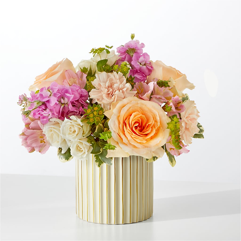 Paradise Bouquet with Ivory Vase – Lasting Impressions Flowers Llc, Flemingsburg KY