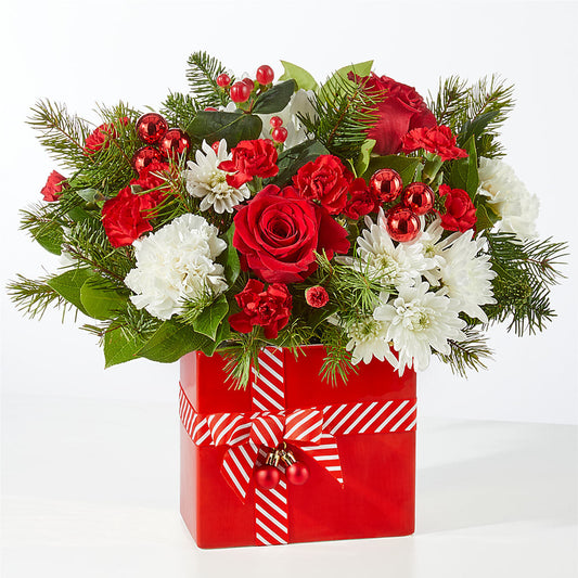 Presents Under the Tree Bouquet –  Lasting Impressions Flowers Llc, Flemingsburg KY