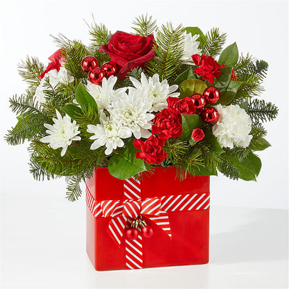Presents Under the Tree Bouquet –  Lasting Impressions Flowers Llc, Flemingsburg KY