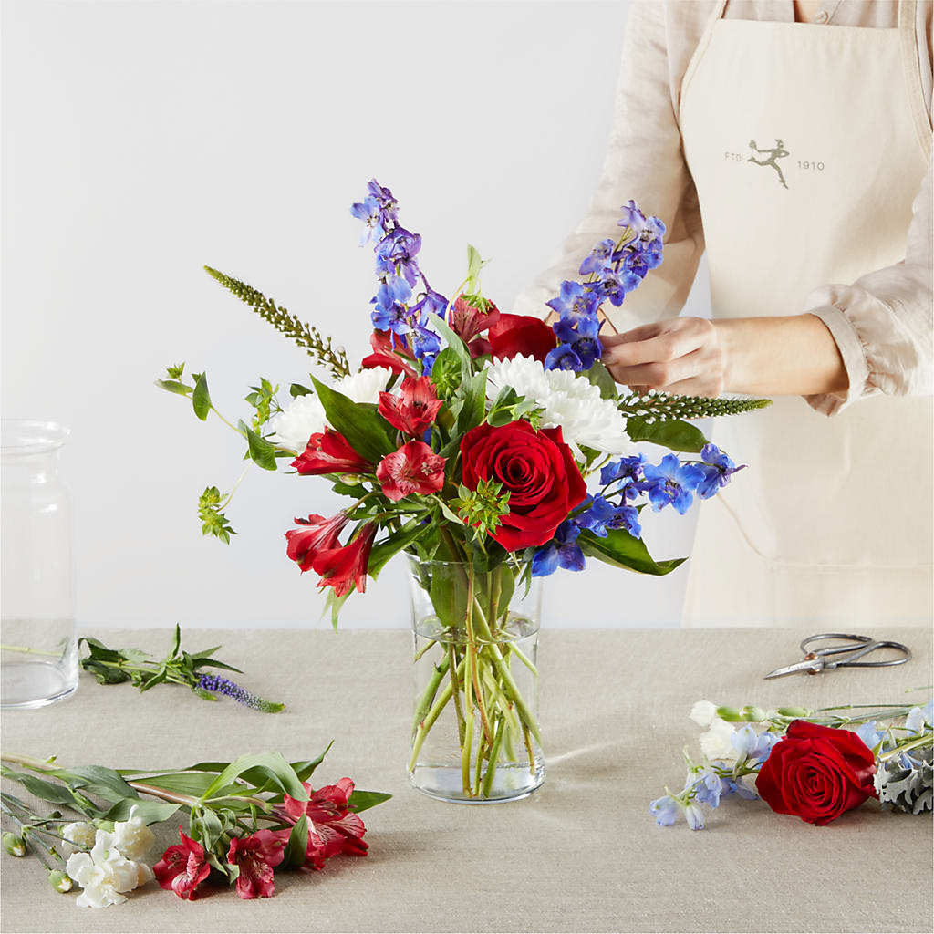 Star Spangled - A Florist Original –  Lasting Impressions Flowers Llc, Flemingsburg KY