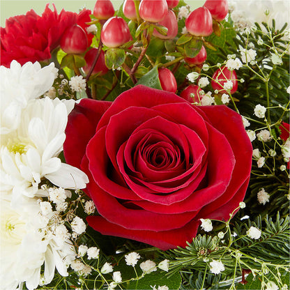 Chance of Flurries Bouquet –  Lasting Impressions Flowers Llc, Flemingsburg KY
