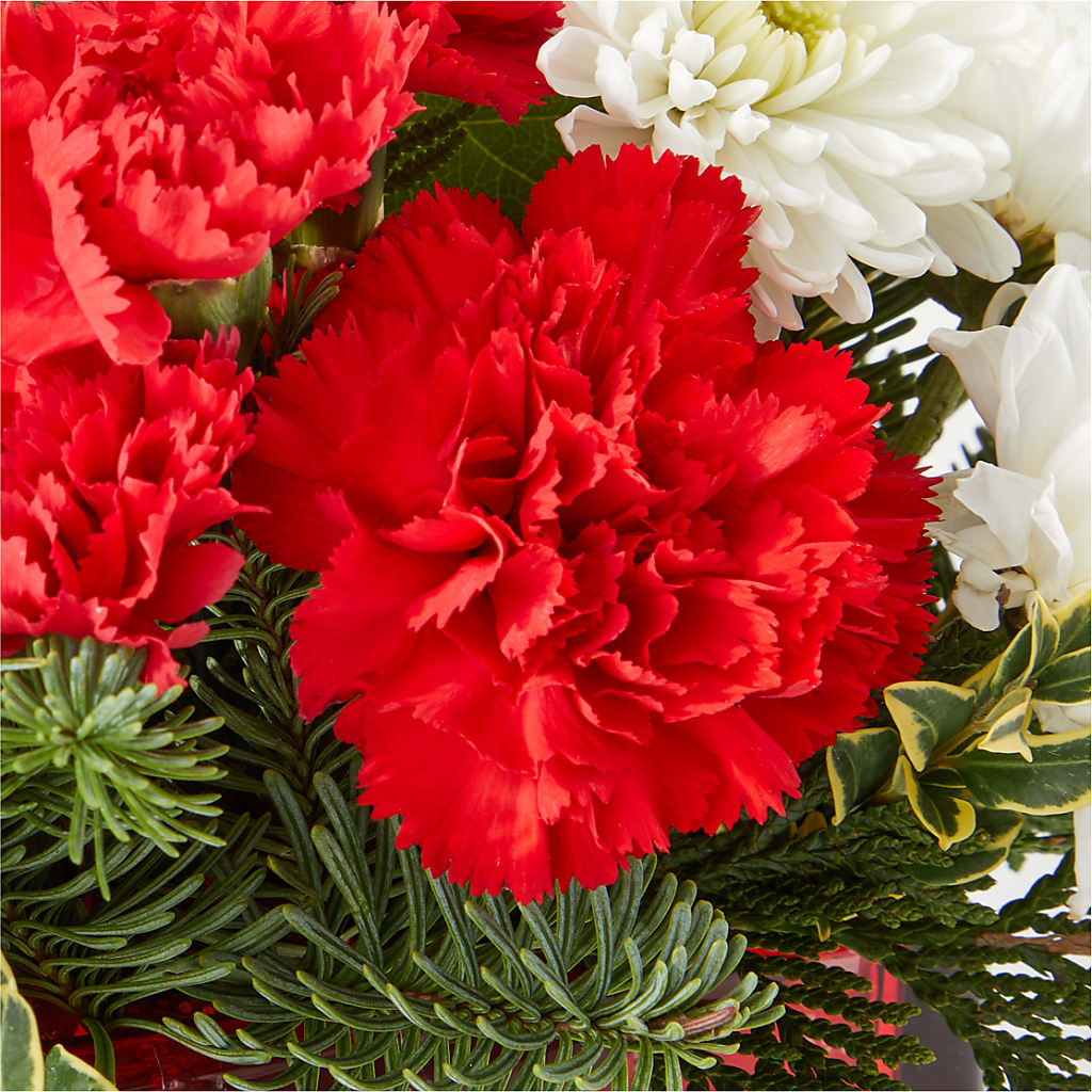 Christmas Market Bouquet –  Lasting Impressions Flowers Llc, Flemingsburg KY