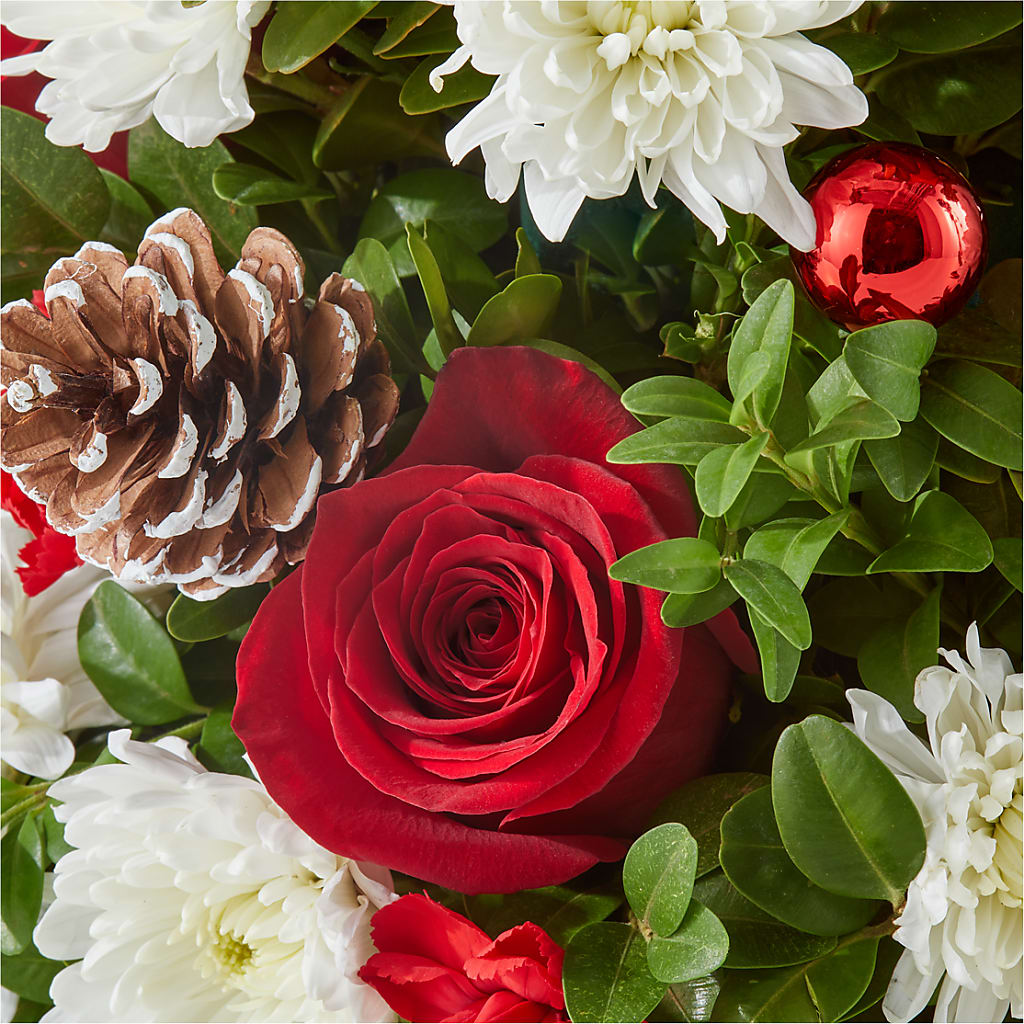 Let It Snow Tree –  Lasting Impressions Flowers Llc, Flemingsburg KY