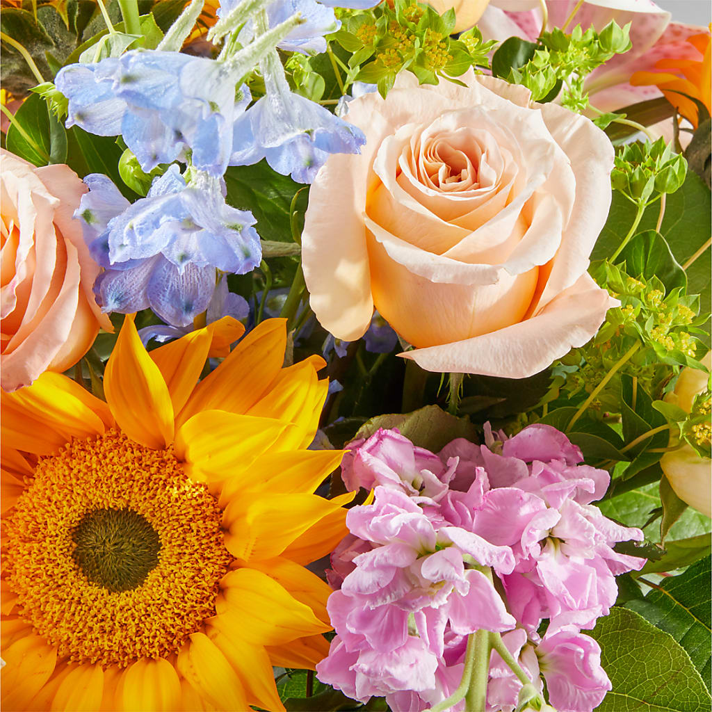 Dreamy Meadows Bouquet –  Lasting Impressions Flowers Llc, Flemingsburg KY