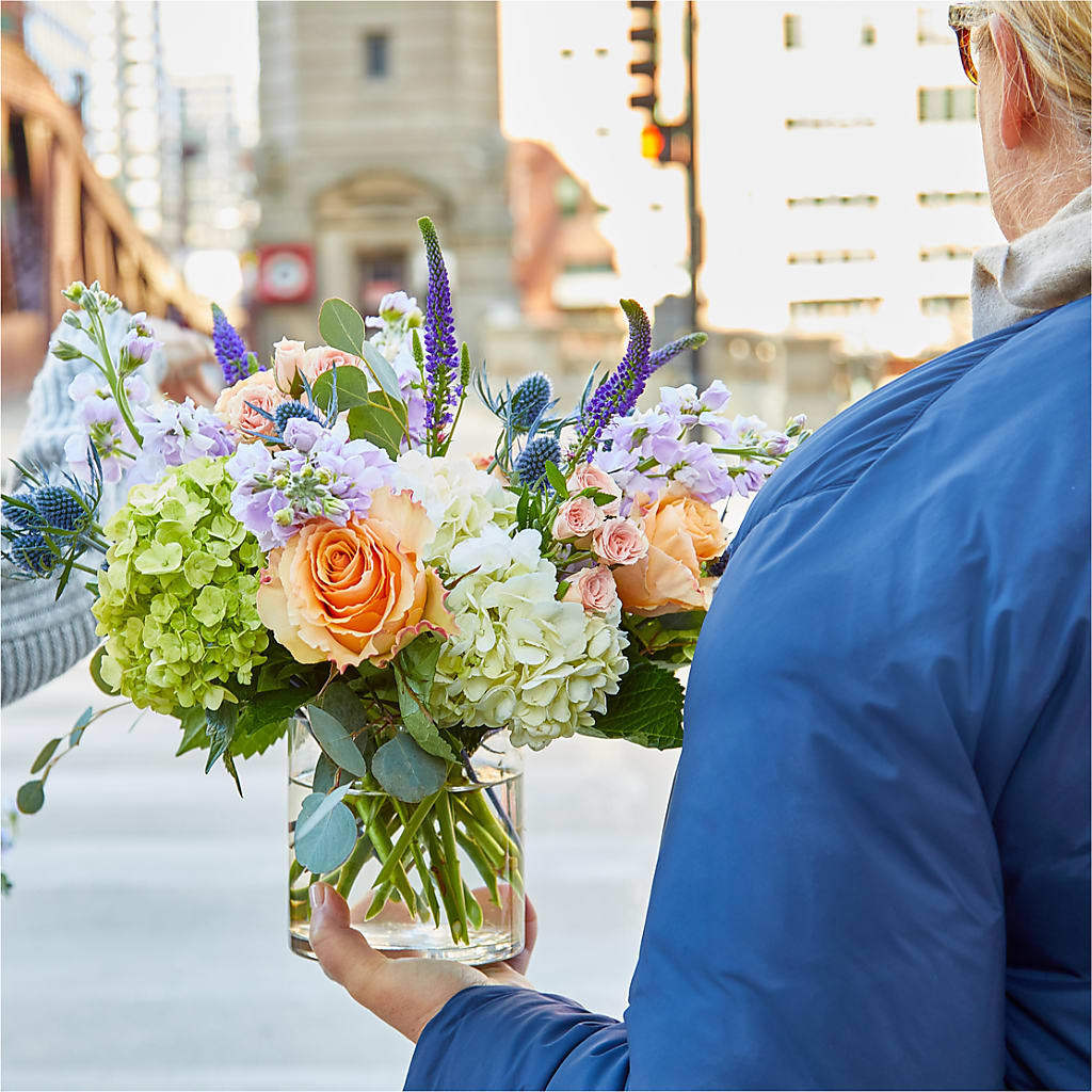 Porch Swing Bouquet –  Lasting Impressions Flowers Llc, Flemingsburg KY