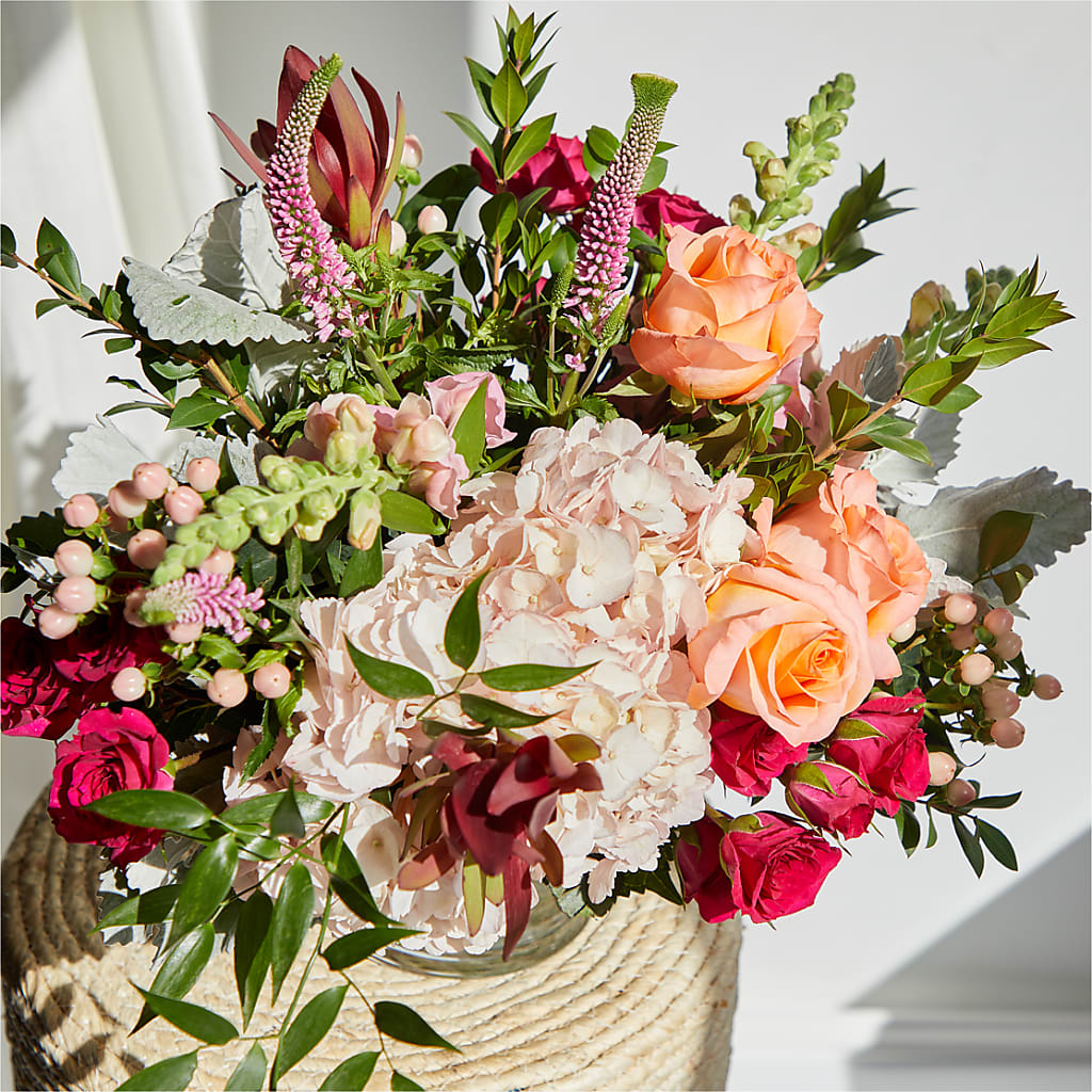 Glitz & Glam Bouquet –  Lasting Impressions Flowers Llc, Flemingsburg KY