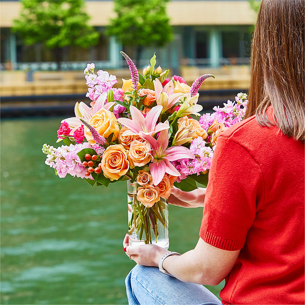 Bisous Bouquet –  Lasting Impressions Flowers Llc, Flemingsburg KY